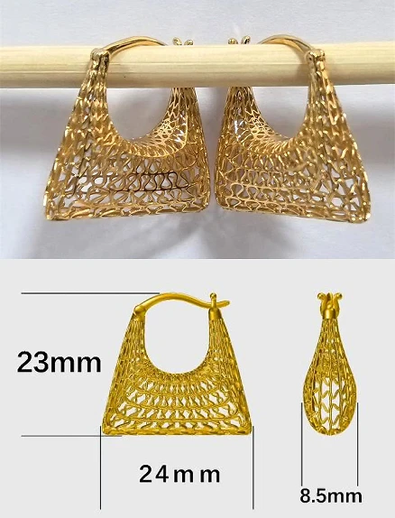 Pendientes de aro en forma de rejilla hechos con precisi&oacute;n | Del dise&ntilde;o del cliente al producto fina
