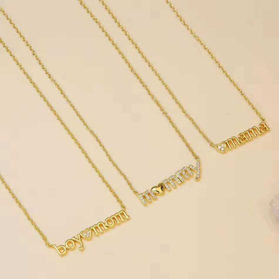 Mam&aacute; de cobre amarillo de la letra del collar de la moda de la joyer&iacute;a de encargo del OEM con el col