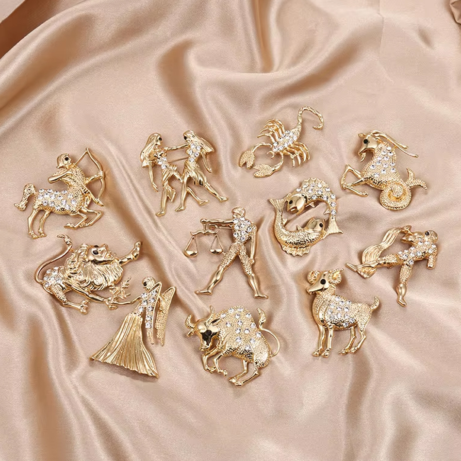 Joyería personalizada OEM para mujer, broches adornados con animales de cristal del zodiaco 12, regalos de boda para fiesta de compromiso de circón hechos