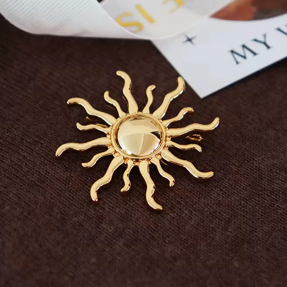 Broche vendedor caliente de la ropa del acero inoxidable de la forma solar broche impermeable del or